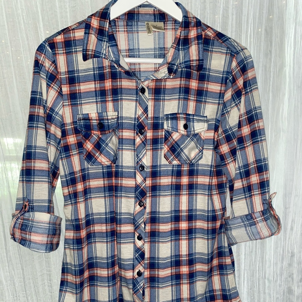 Plaid women’s flannel
